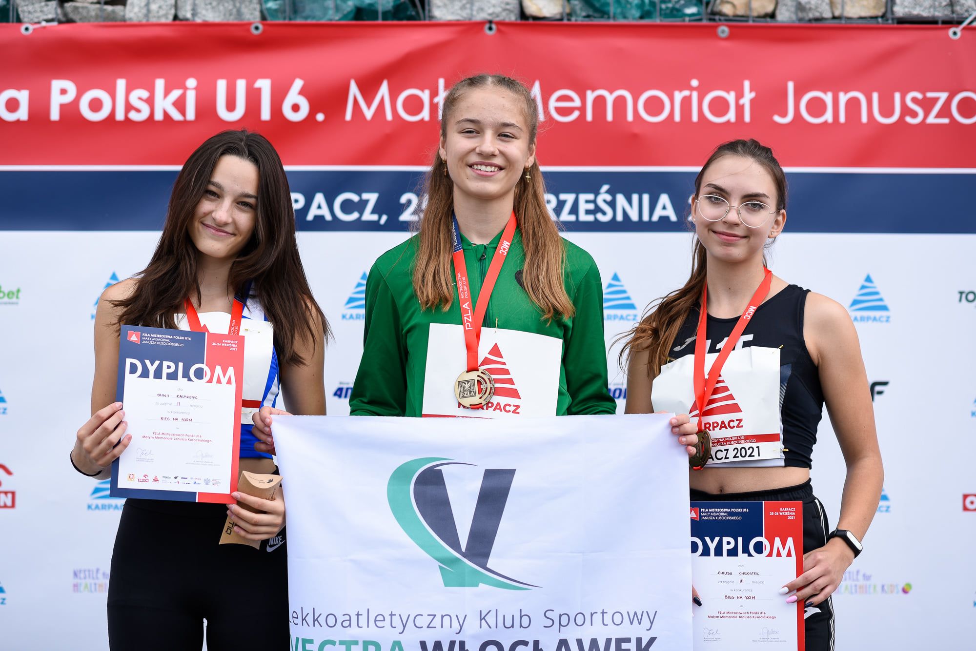 Zawodniczki MUKS Wilhelm Szewczyk podczas Mistrzostw Polski U16 w Karpaczu
